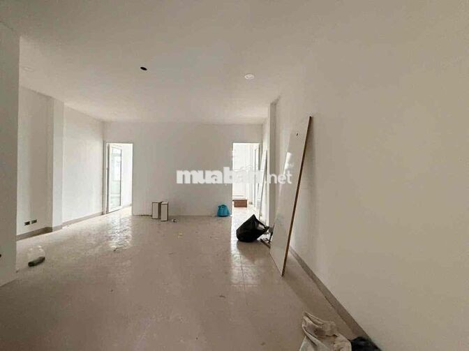 2 Phòng Ngủ - 60m2 - Full Nội Thất Mới - Nhà Mới Đang Setup- Tân Bình