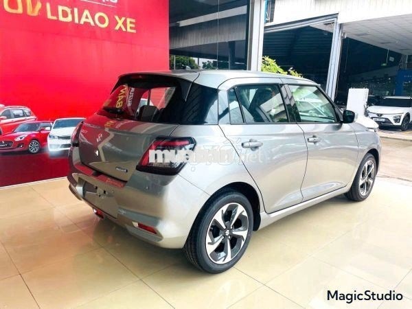 Suzuki Swift 1.2 AT 2026 - 559 Triệu