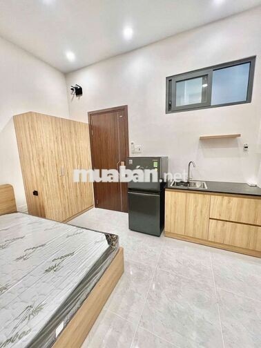 CHO THUÊ GẦN PHAN ĐĂNG LƯU-CĂN HỘ MỚI XÂY-FULL NT-BAN CÔNG THOÁNG-30M2