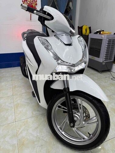 Honda SH 150 2021 màu Trắng