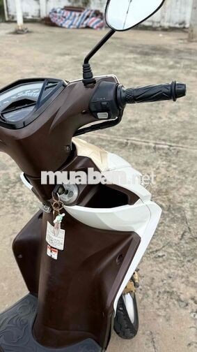 [HIẾM CÓ]👉 yamaha Luvias Fi 125cc 2015👉TRÙM MẾN💖💖