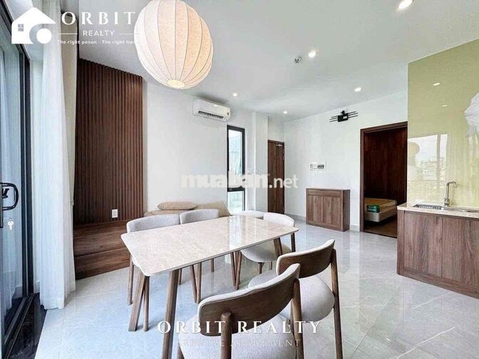 CHO THUÊ CĂN HỘ 1 PHÒNG NGỦ TÁCH BẾP + BAN CÔNG RỘNG 45M2 MỚI 100%
