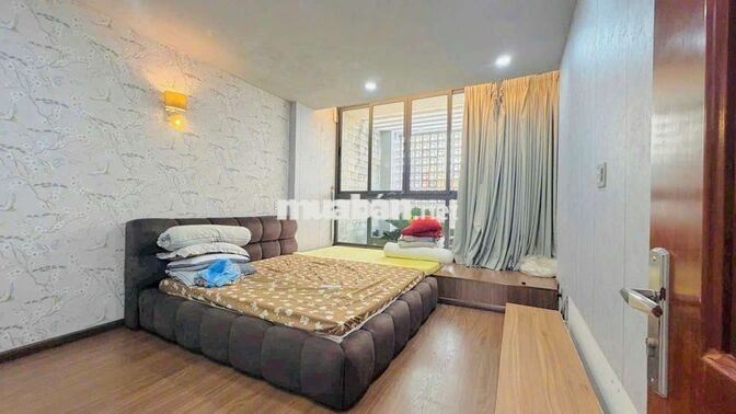 cho thuê nhà đẹp mặt tiền đường số phường Tân Phong quận 7