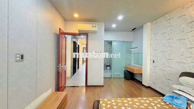 cho thuê nhà đẹp mặt tiền đường số phường Tân Phong quận 7