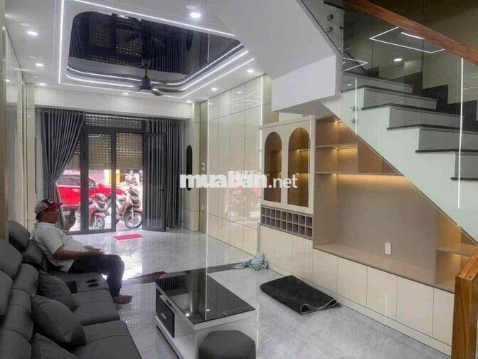 MẶT TIỀN NGUYỄN HỮU CẢNH MỚI 100%