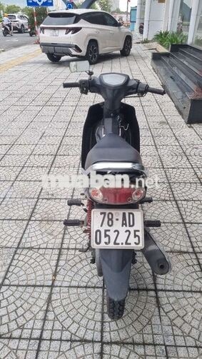 Yamaha Sirius 50cc màu Đen đỏ