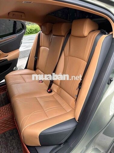 Lexus ES250 2025 12.000km