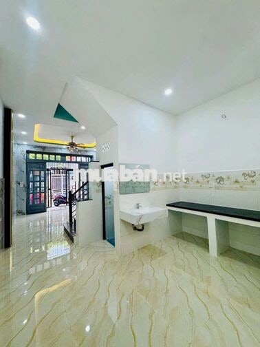 Nhà 1 trệt 1 lầu 41,1 m2. Phường Dĩ An. Hồ Chí Minh. 3.2 tỷ, SHR.