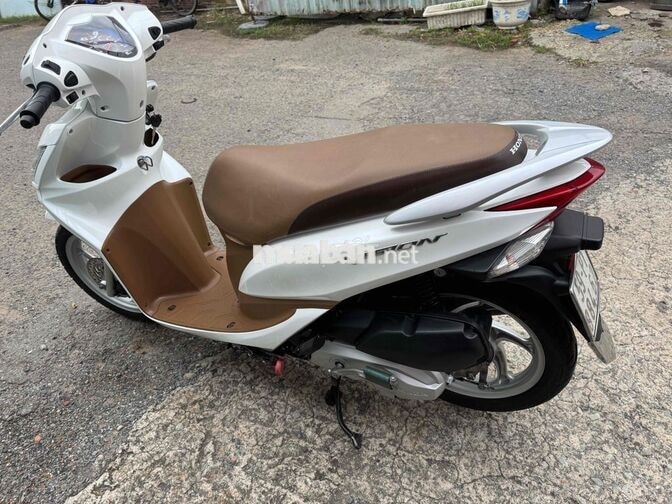 Honda Vision 2014 màu trắng