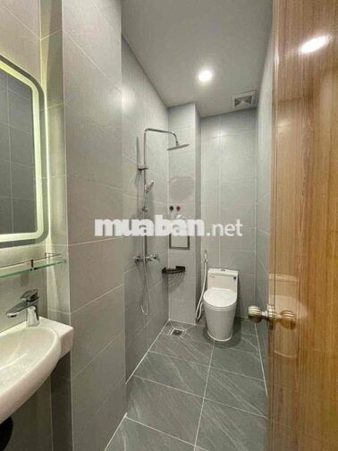 cho thuê phòng và xuất ở ghép tại 1635/9 lê văn lương