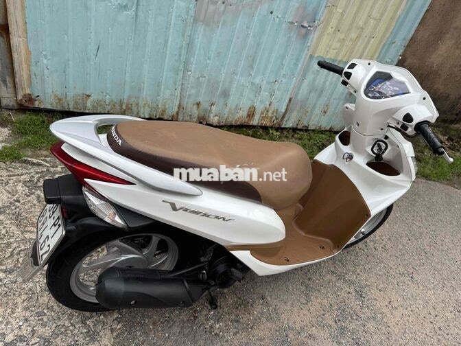 Honda Vision 2014 màu trắng
