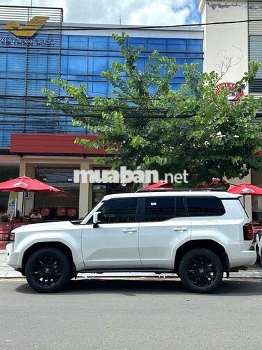 Toyota Land Cruiser LC250 2025 34.000 km Trắng