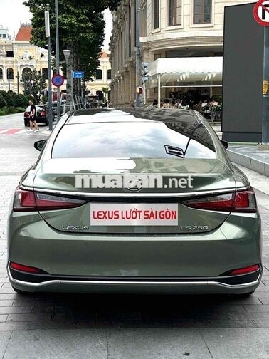 Lexus ES250 2025 12.000km