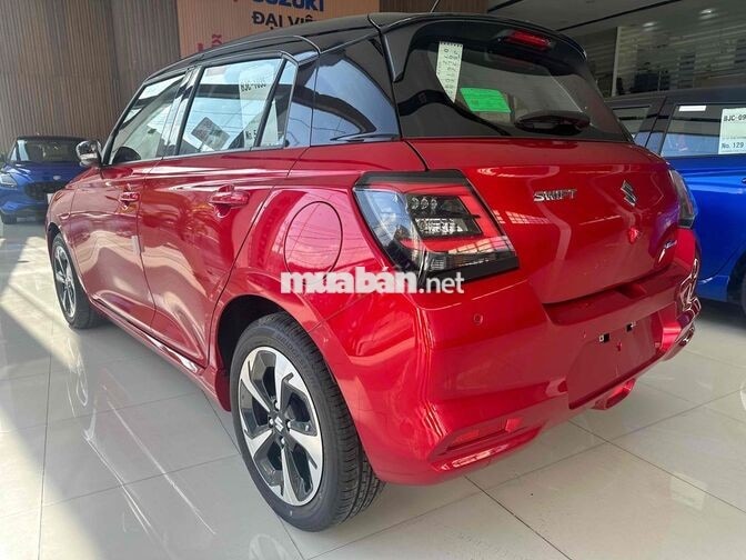 Suzuki Swift 2026 Hybrid chỉ 130 triệu lăn bánh