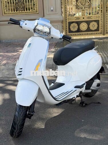 VESPA_iget Trắng - Biển phố - Phụ kiện quanh xe