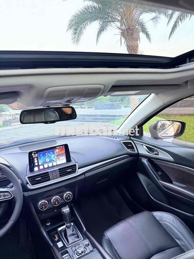 Mazda 3 2018 Hatchback 1.5 AT