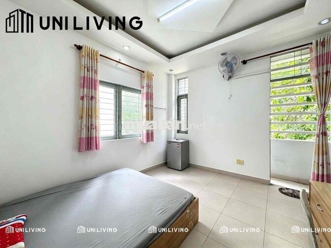 PHÒNG BAN CÔNG CỬA SỔ TRỜI FULL NỘI THẤT NẰM NGAY ĐH VĂN LANG