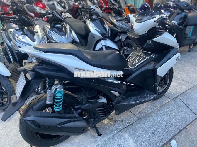 Yamaha NVX 155cc 2018 Trắng đen Smartkey