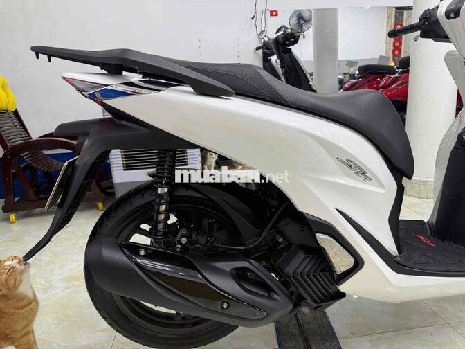 Honda SH 125 2022 CBS màu trắng