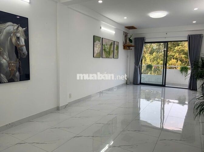 Bán căn hộ chung cư Bàu Cát II, 1,78 tỷ, 35 m2, Lầu 1.