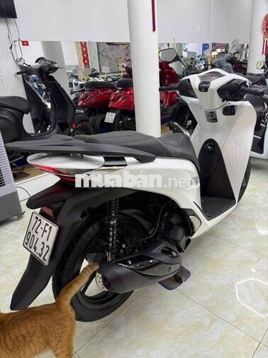 Honda SH 125 2022 CBS màu trắng