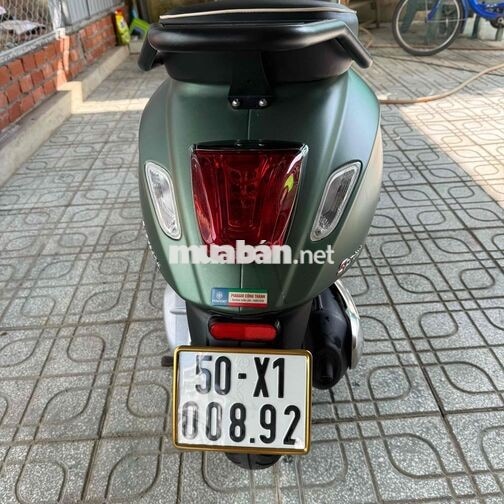 Piaggio Sprint i-Get Xanh nhám