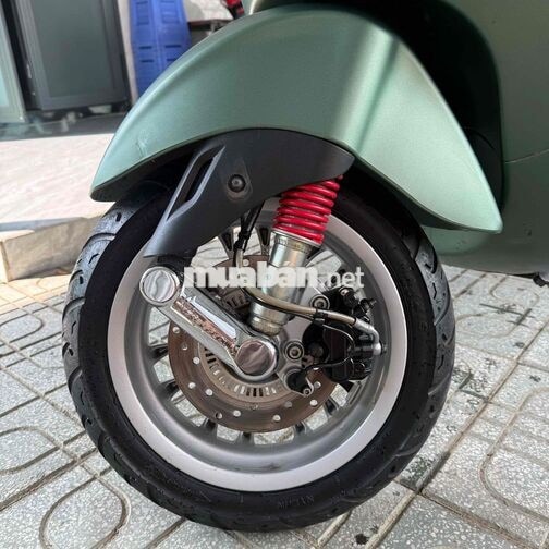 Piaggio Sprint i-Get Xanh nhám