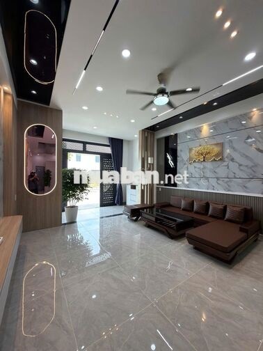 nhà SỔ HỒNG RIÊNG GIÁP HÓC MÔN vay BANK được 850 TRIỆU 5x15 lầu 3pn3wc