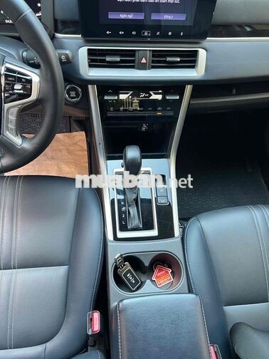 Mitsubishi Xpander Cross 2025 4 vạn Trắng