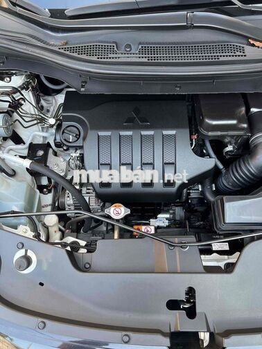 Mitsubishi Xpander Cross 2025 4 vạn Trắng