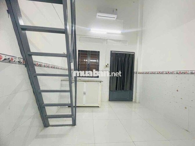 DUPLEX FULL NỘI THẤT UNG VĂN KIÊM ĐI BỘ HỌC HUTECH, GTVT, CÔNG THƯƠNG