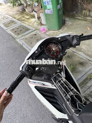 YAMAHA EXCITER 1S9A 135 TRẮNG ĐEN