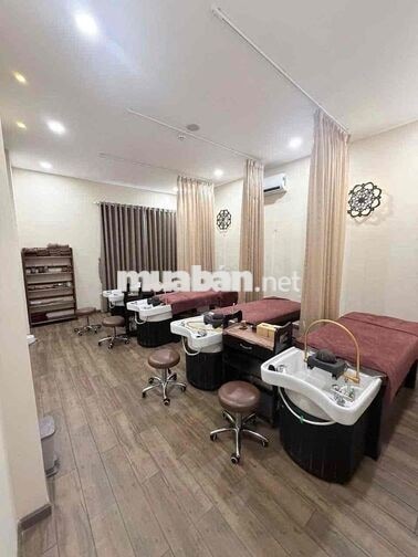 sang nhượng mặt bằng spa đặng tất
