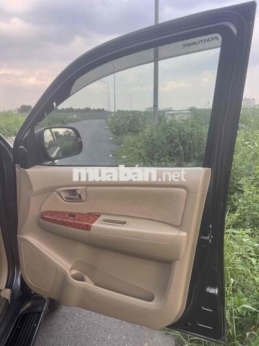 TOYOTA FORTUNER 2009 2.5G 168000 KM XÁM
