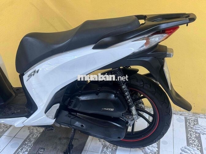 SH 125 đời 2016 màu Trắng đen 43C1-602.67