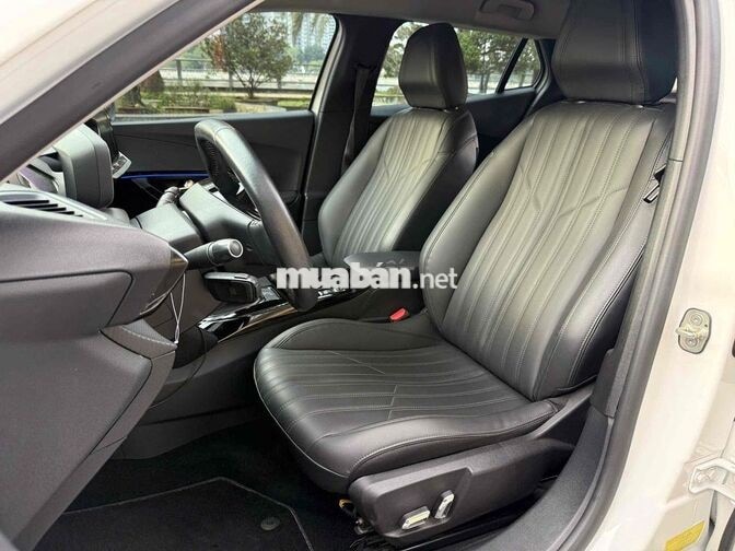 Peugeot 2008 2023 GT Line 31.000 Km Trắng 1Chủ