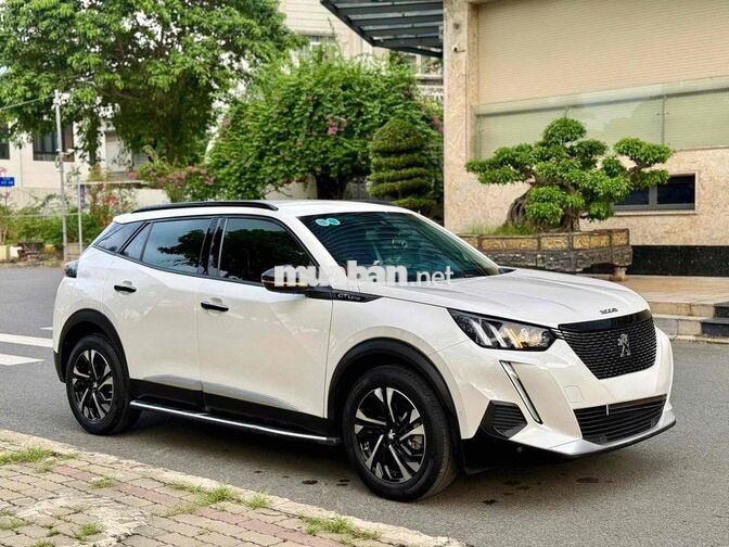 Peugeot 2008 2023 GT Line 31.000 Km Trắng 1Chủ