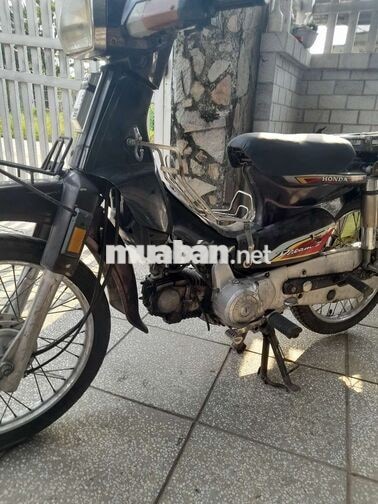 Honda Dream màu Đen