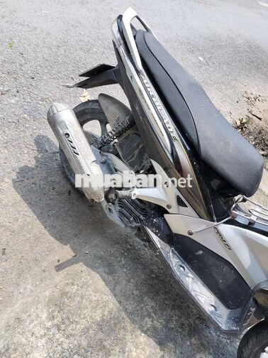 HONDA AIR BLADE 2011 ĐEN BẠC