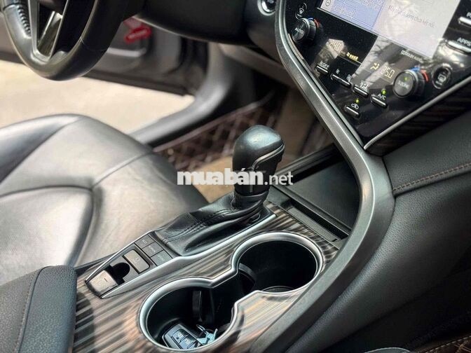 CAMRY 2.5Q 2019 XE CHỦ TỊCH - LH CÒN HẠ GIÁ