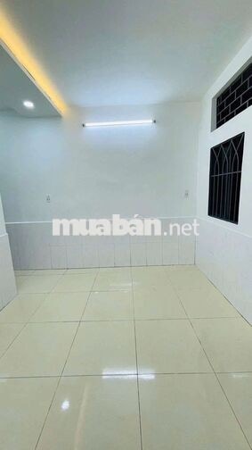Nhà Diện tích Khủng- 2pn - 8tr Phạm Văn Đồng