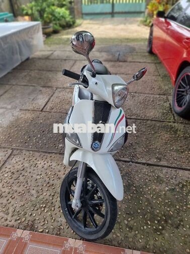 PIAGGIO LIBERTY MÀU TRẮNG