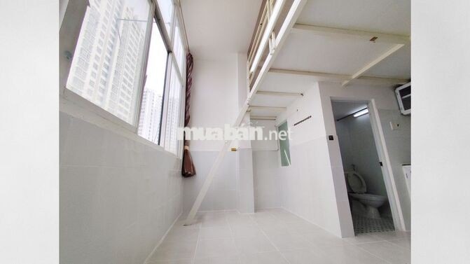 BAN CÔNG, 𝐆Á𝐂 𝐋Ẫ𝐍, ĐẦU DÃY, ĐIỀU HÒA,CỬA 𝐕𝐈𝐄𝐖 thành phố |🏘️trọ Anh Vinh