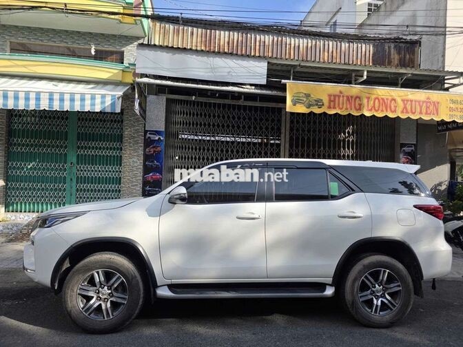 TOYOTA FORTUNER 2023 SỐ SÀN DẦU 7 CHỖ TRẮNG