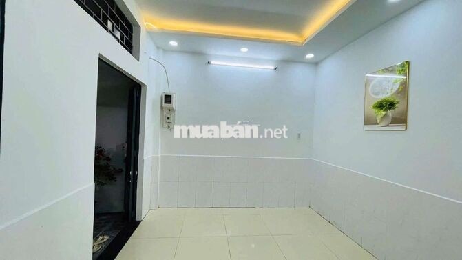 Nhà Diện tích Khủng- 2pn - 8tr Phạm Văn Đồng