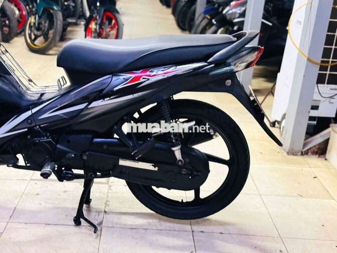 XE MÁY THỊNH PHÁT-WAVE RSX ĐẦU NHỎ ĐEN VÀNH ĐÚC