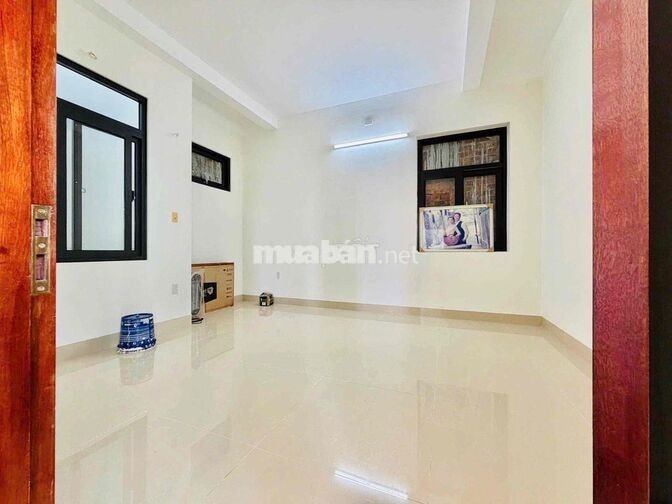 📍Cho thu.ê nhà 3 tầng kiệt oto đường nhựa 5m 2/9 - ( ngang 6m8 )