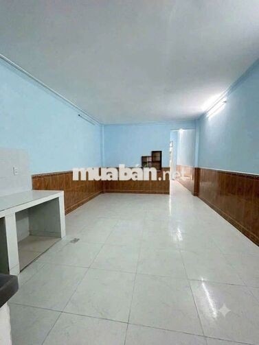cho thuê nhà đt 4x17 trệt lâu 