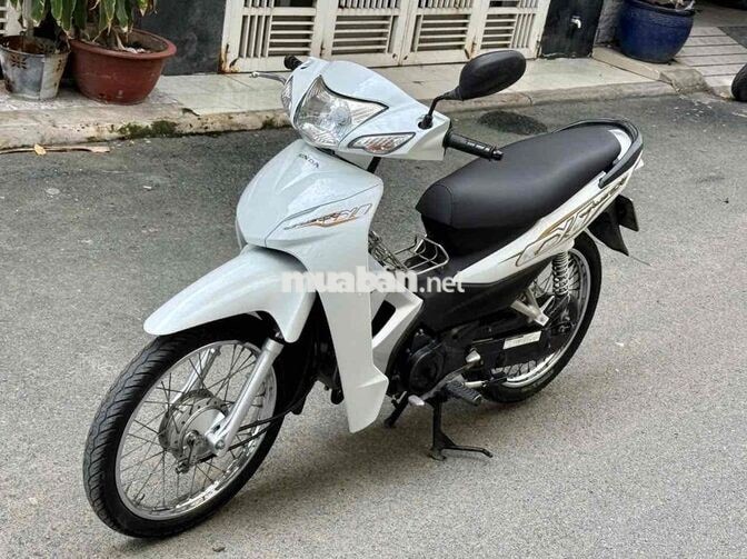 🔥Wave A 2020 110cc màu trắng xe đẹp chính chủ🔥