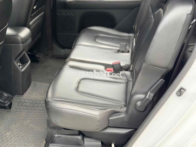 Hyundai Stargazer 2022 1.5 Đặc Biệt bao zin .chêch